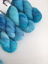 Sock Hand Dyed Australian 80/20 Merino nylon Revelry Sock Fingering 4 ply Knitting Yarn Frilled Monarch